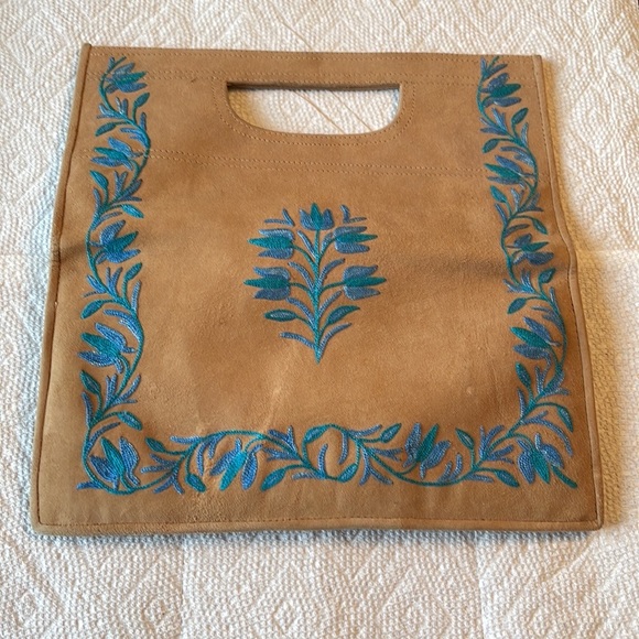 Handbags - Vintage Purse